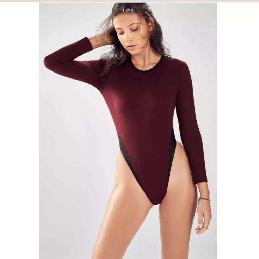 NWOT fabletics karleen bodysuit S